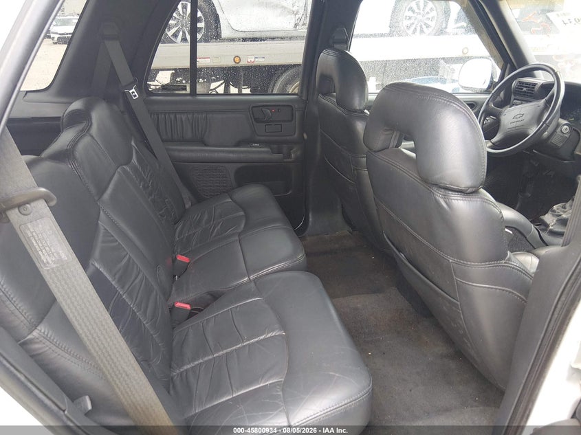 1997 CHEVROLET BLAZER auction photo 8