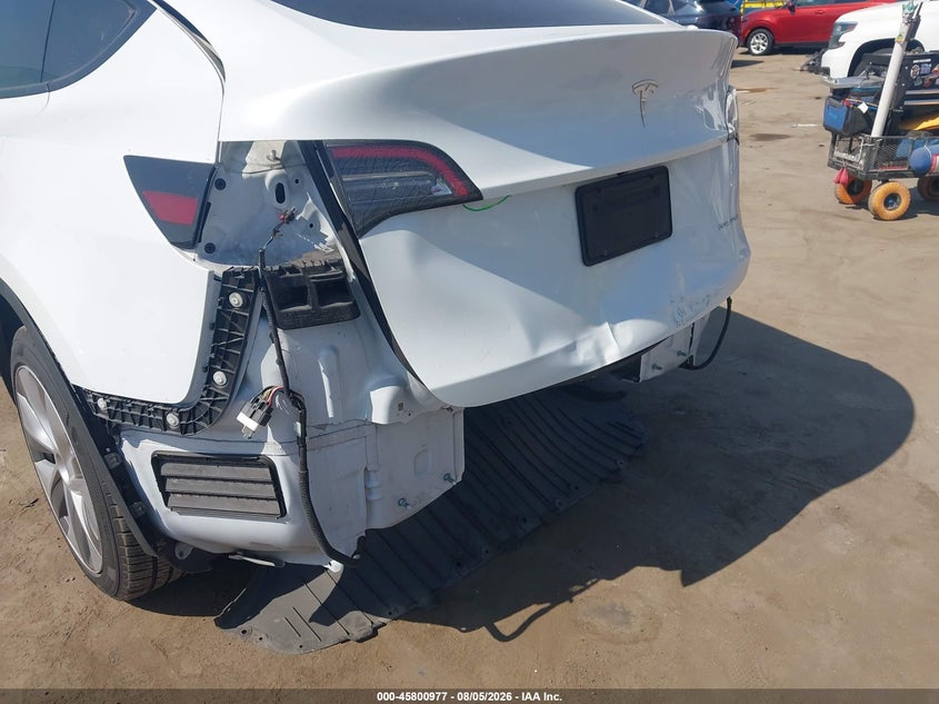 2023 TESLA MODEL Y auction photo 6