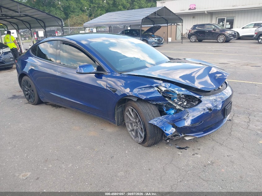 TESLA MODEL 3 - zdjęcie 1