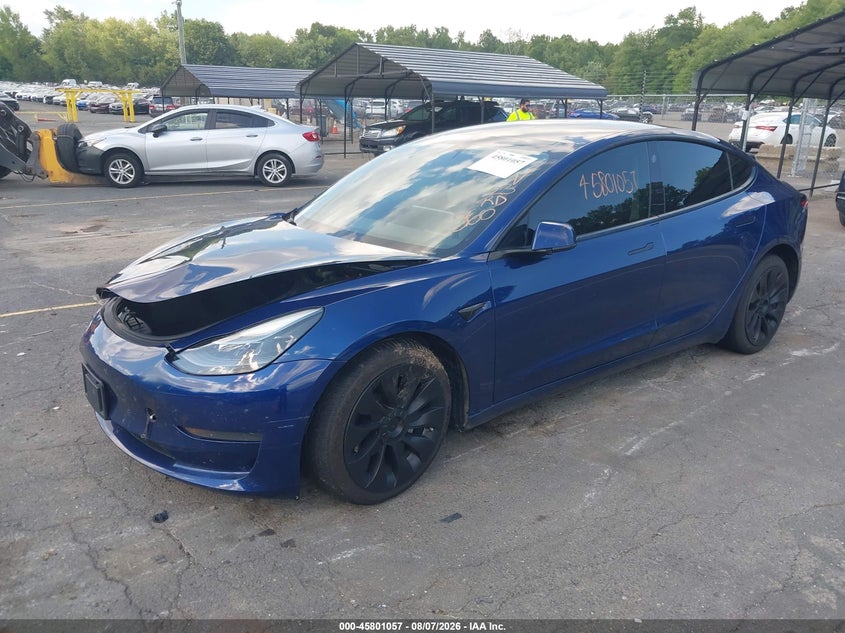 TESLA MODEL 3 - zdjęcie 2