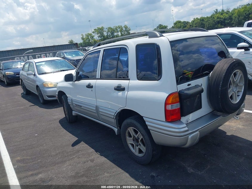 2002 CHEVROLET TRACKER auction photo 3