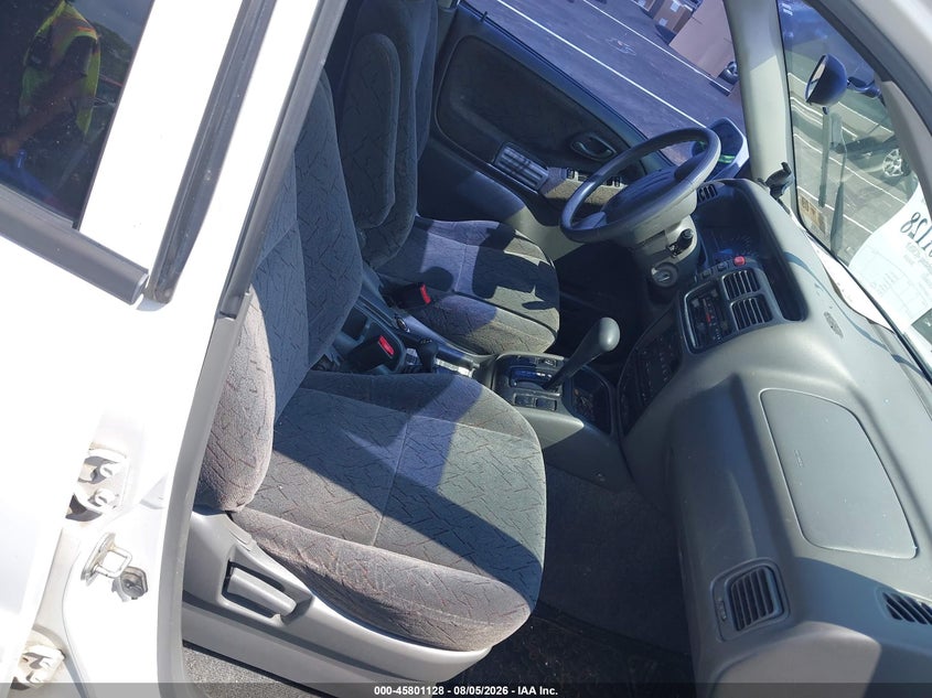 2002 CHEVROLET TRACKER auction photo 5