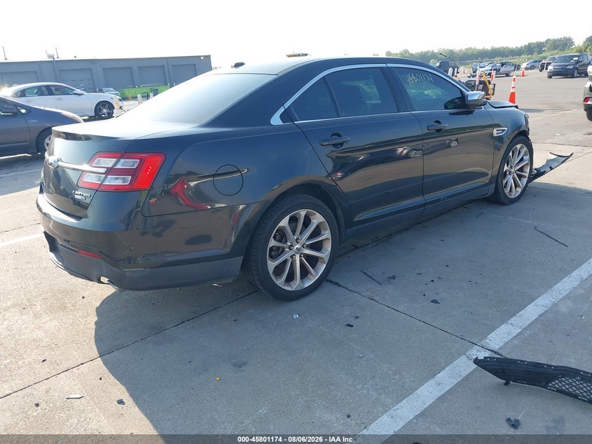 2013 FORD TAURUS auction photo 4