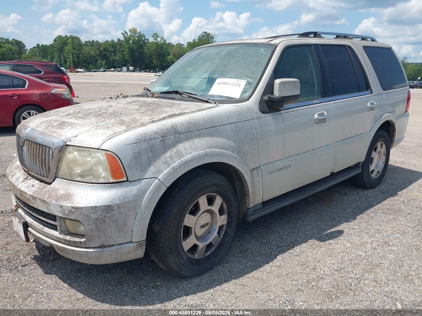 2005 LINCOLN NAVIGATOR auction photo 2