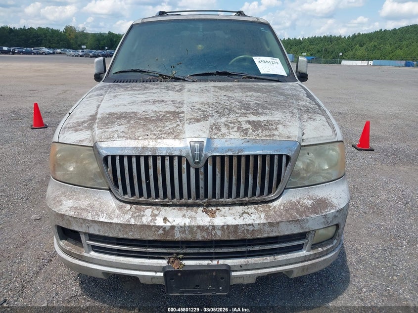 2005 LINCOLN NAVIGATOR auction photo 6