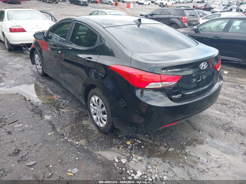 2011 HYUNDAI ELANTRA auction photo 3