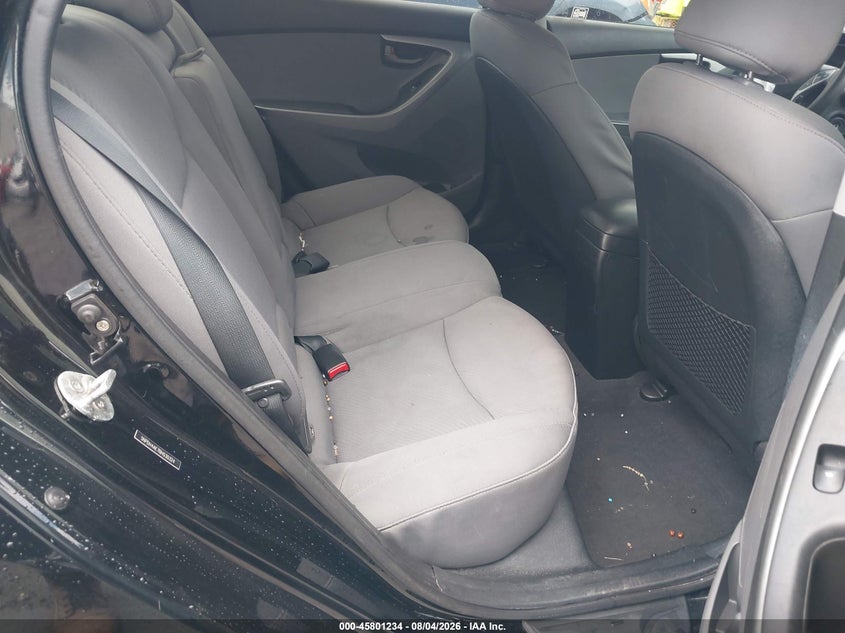 2011 HYUNDAI ELANTRA auction photo 8