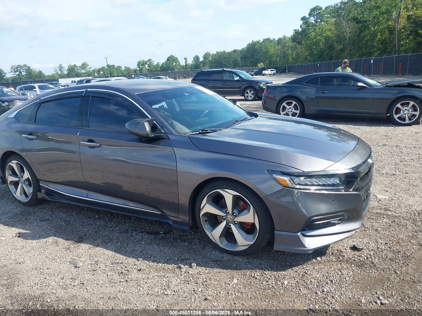 2018 HONDA ACCORD auction photo 1