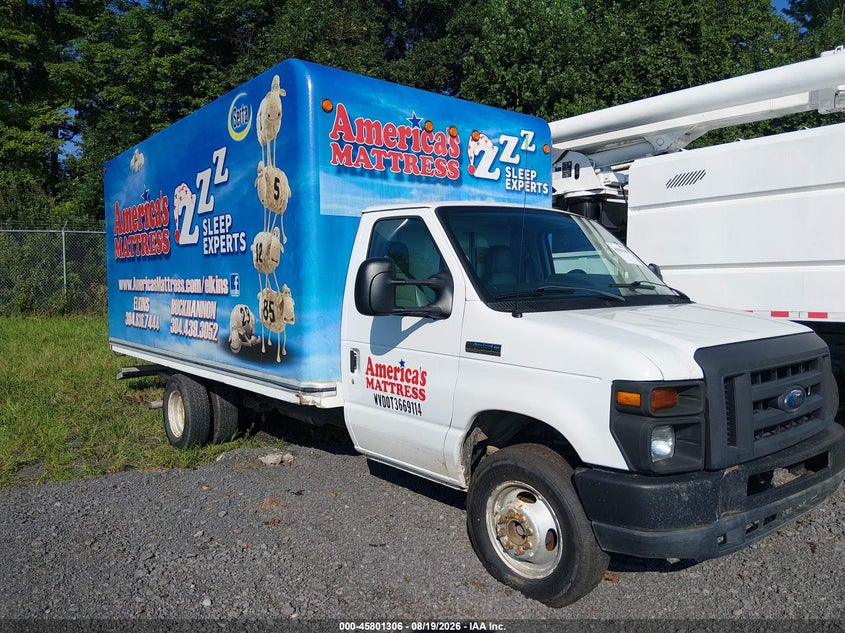 2017 FORD E-350 CUTAWAY — zdjęcie z aukcji