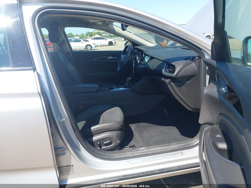 2018 BUICK REGAL SPORTBACK auction photo 5