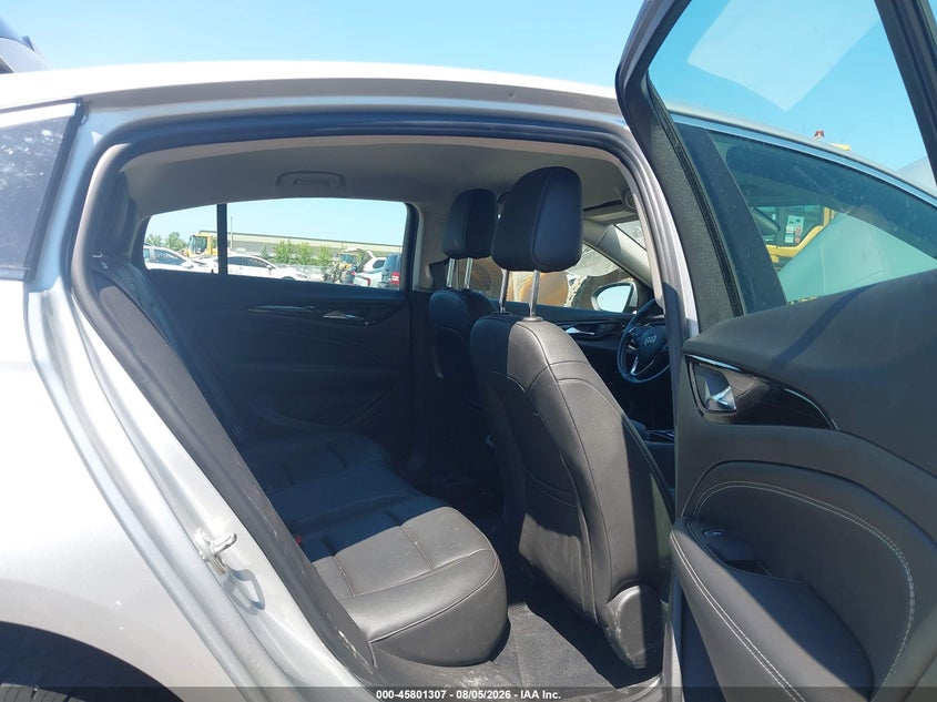 2018 BUICK REGAL SPORTBACK auction photo 8