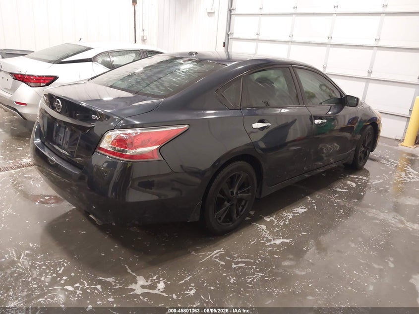 2015 NISSAN ALTIMA auction photo 4