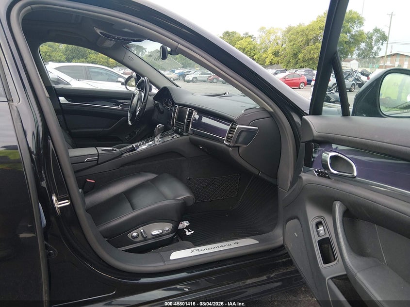 2011 PORSCHE PANAMERA auction photo 5