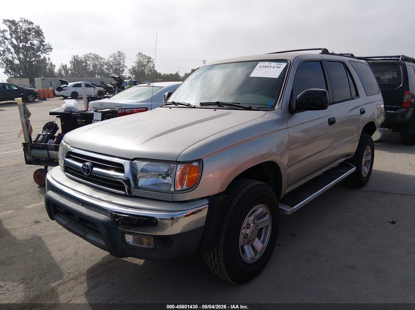 2000 Toyota 4Runner, Left Rear, IAAI, VIN JT3GM84R2Y0053910 — photo 2
