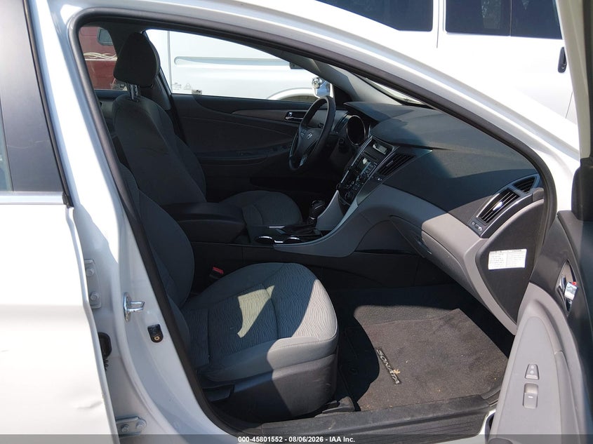 2011 HYUNDAI SONATA HYBRID auction photo 5