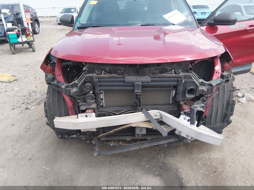 2020 FORD EXPLORER auction photo 6