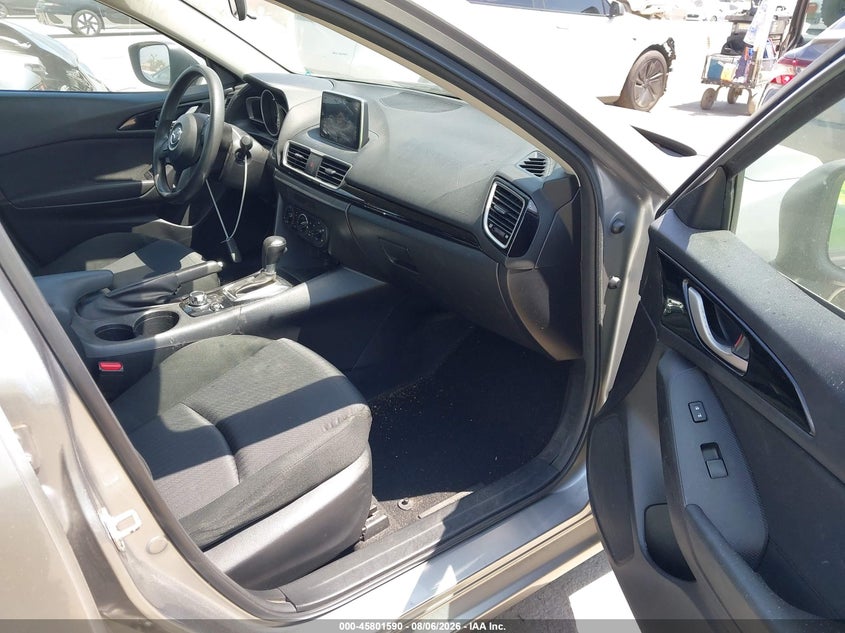 2015 MAZDA MAZDA3 auction photo 5