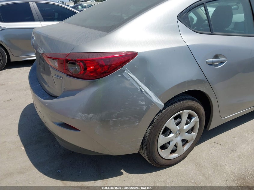 2015 MAZDA MAZDA3 auction photo 6
