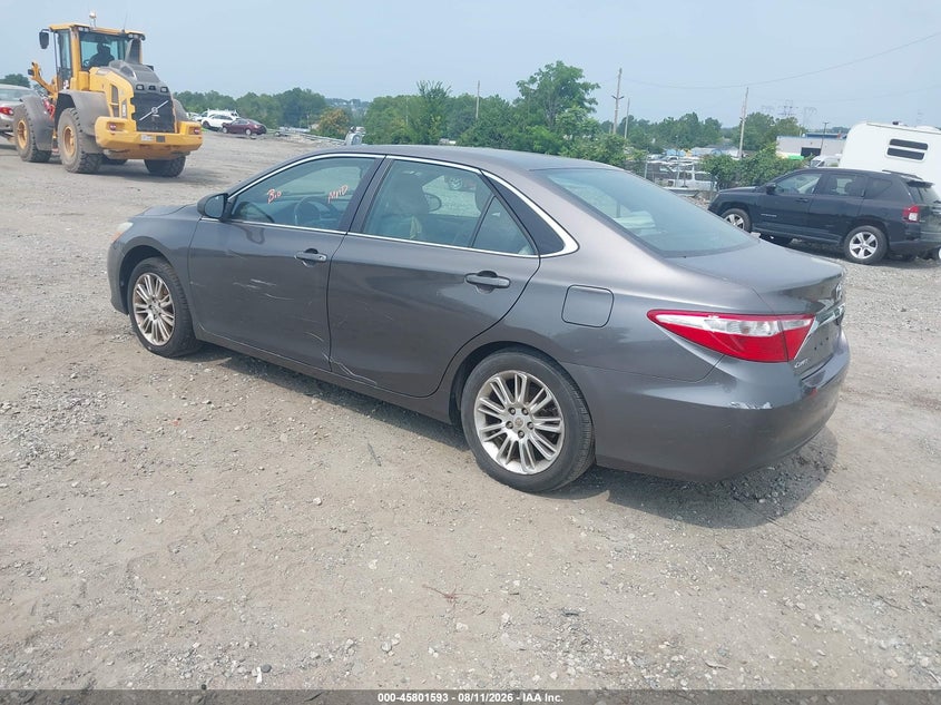 2015 TOYOTA CAMRY auction photo 3