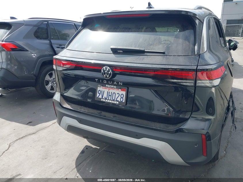 2025 Volkswagen Tiguan (VIN: 3VVCR7RM1SM004190)