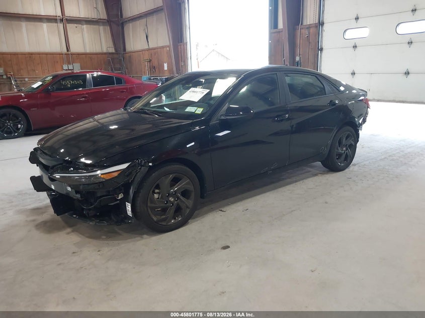 2026 HYUNDAI ELANTRA auction photo 2