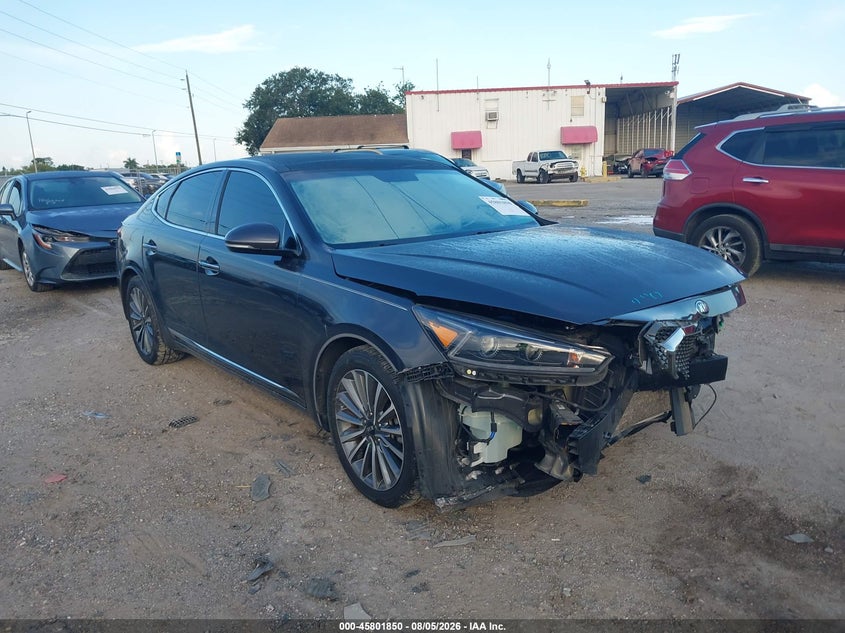 2017 KIA CADENZA auction photo 1
