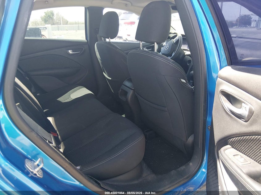 2015 DODGE DART auction photo 8
