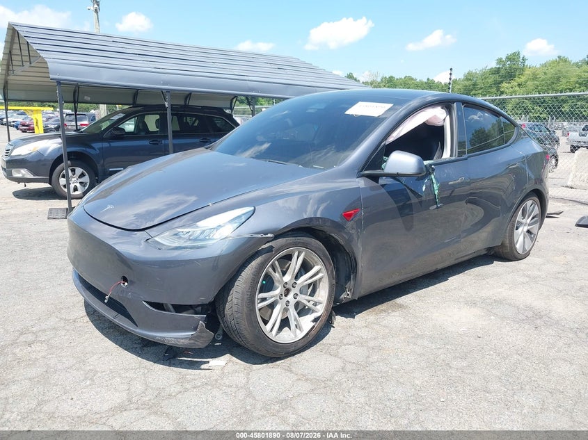 2023 TESLA MODEL Y auction photo 2