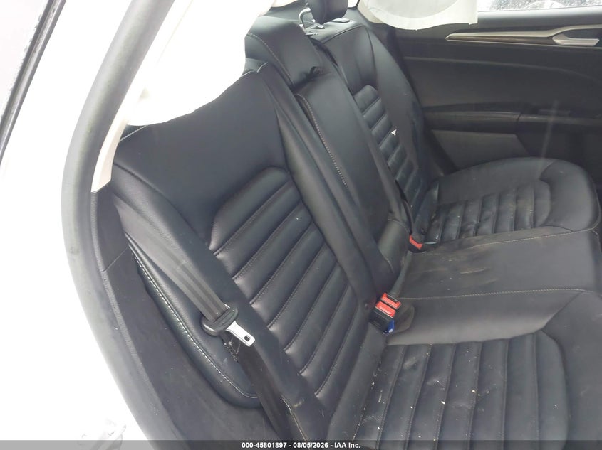 2020 FORD FUSION auction photo 8