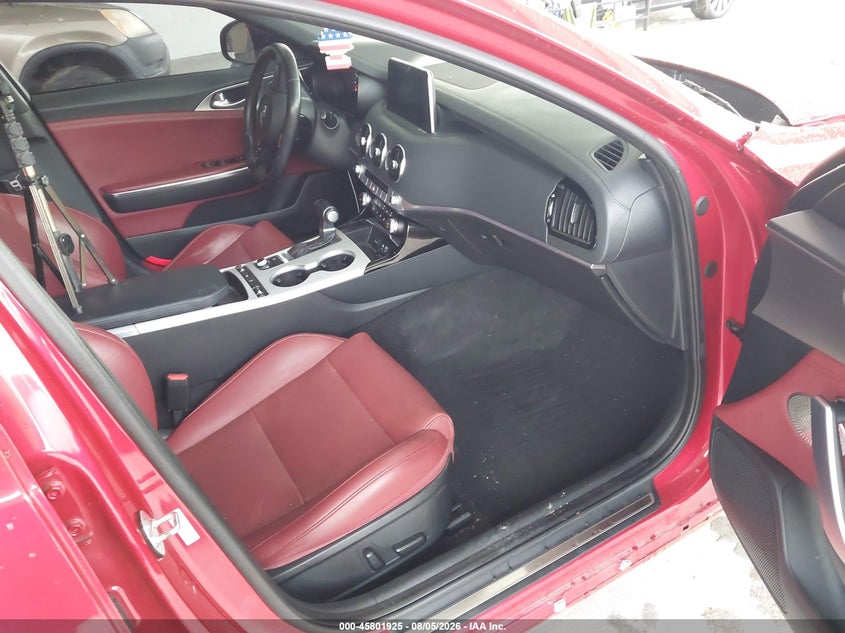 2018 KIA STINGER auction photo 5