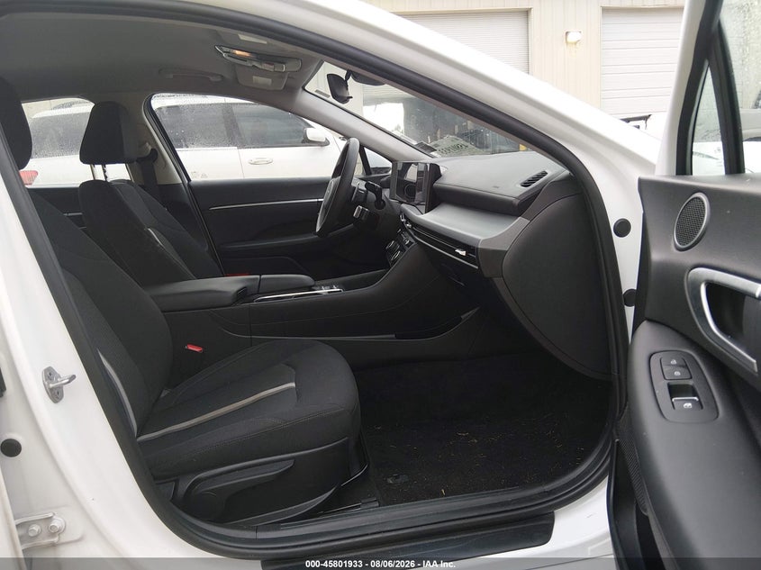 2025 HYUNDAI SONATA SEDAN 2.5L I-4 DI, DOHC, VVT, 191HP