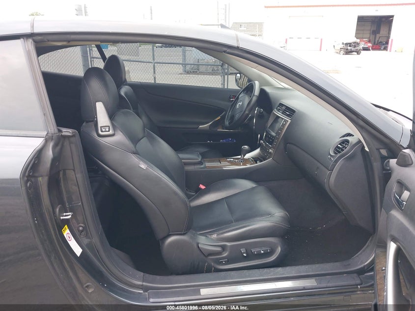 2010 LEXUS IS 250C auction photo 5