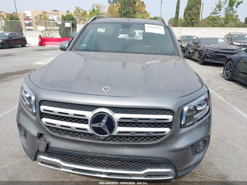 Фото 12 - MERCEDES-BENZ GLB 250