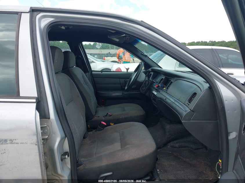 2007 FORD CROWN VICTORIA auction photo 5