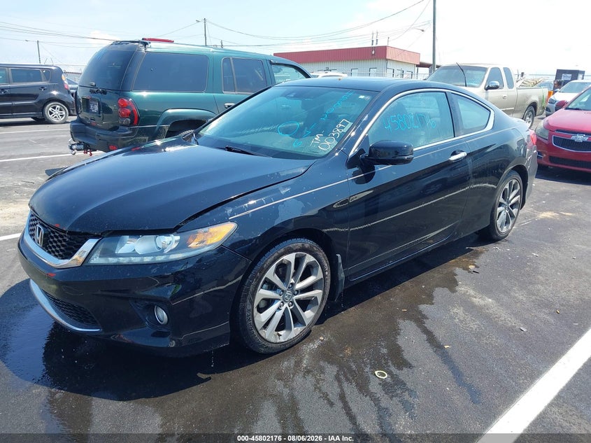 2015 Honda Accord, Normal Wear & Tear, IAAI, VIN 1HGCT2B8XFA003897 — photo 2