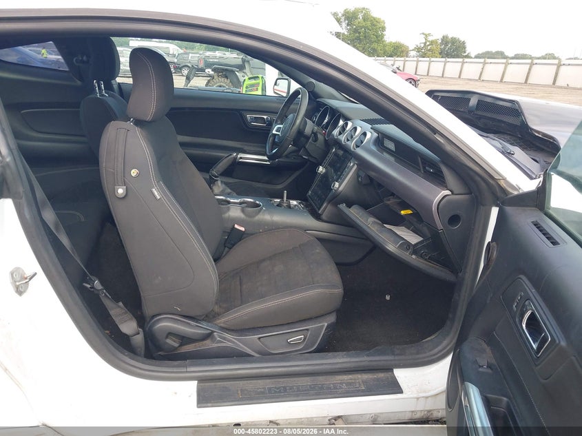 2015 FORD MUSTANG auction photo 5