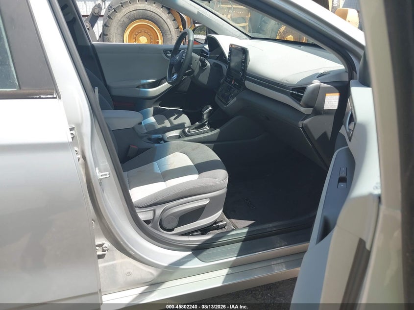 2020 HYUNDAI IONIQ HYBRID auction photo 5