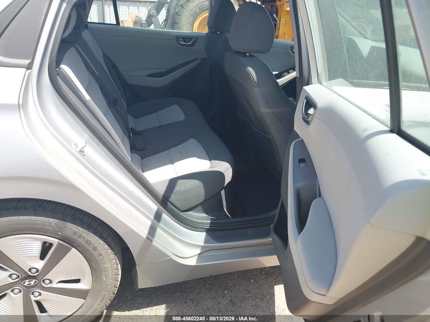 2020 HYUNDAI IONIQ HYBRID auction photo 8