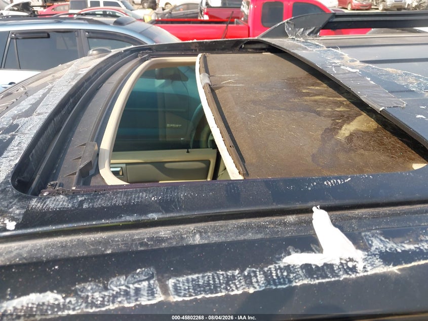 2013 FORD EXPEDITION auction photo 6