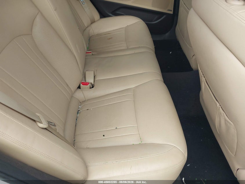 HYUNDAI GENESIS 2016 VIN KMHGN4JE1GU120521