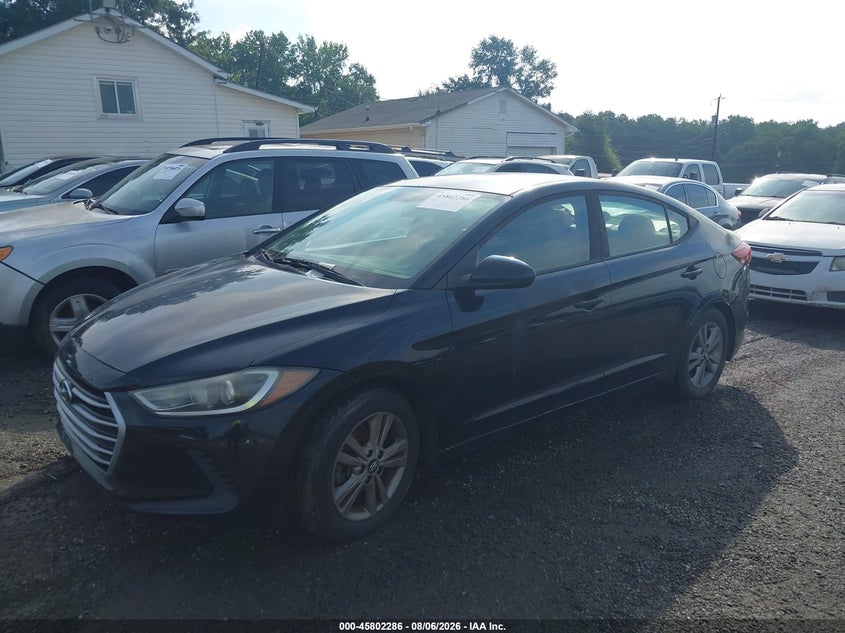 Vin: kmhd84lf8hu176263, lot: 46301117, hyundai elantra se 20172
