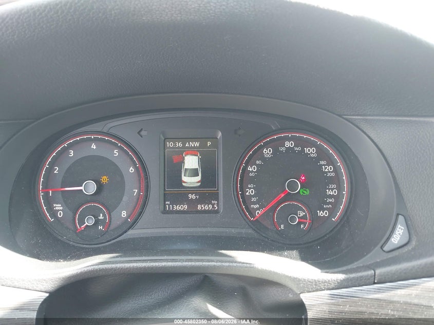 2020 VOLKSWAGEN PASSAT auction photo 7