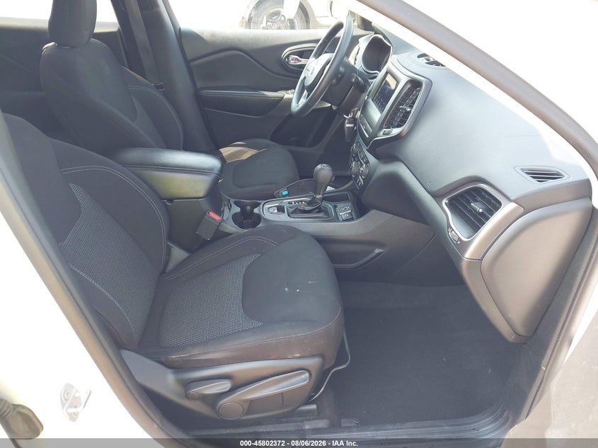 2019 JEEP CHEROKEE auction photo 5