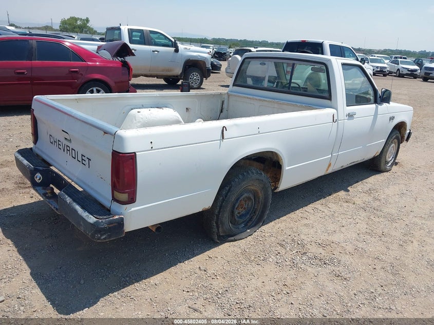 1983 CHEVROLET S TRUCK auction photo 4