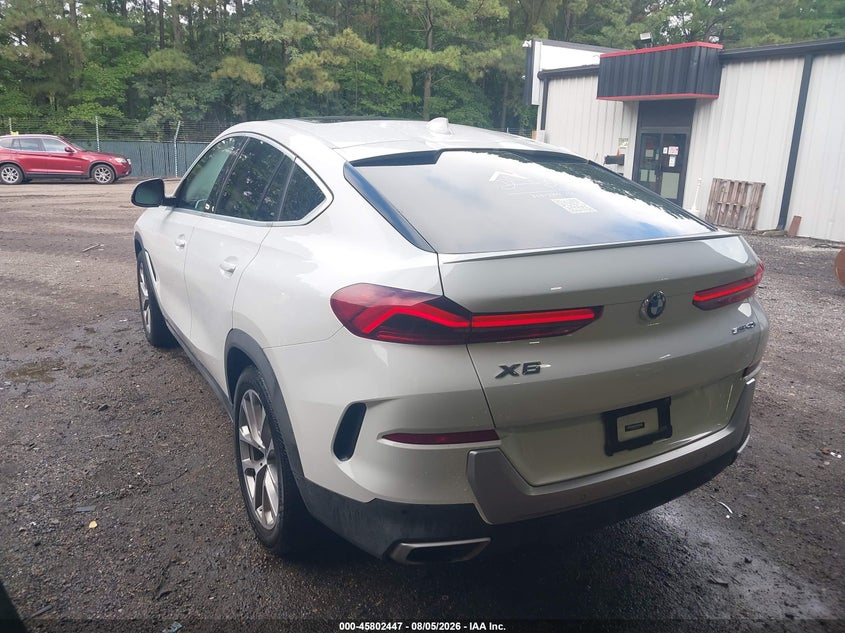 2021 BMW X6 auction photo 3