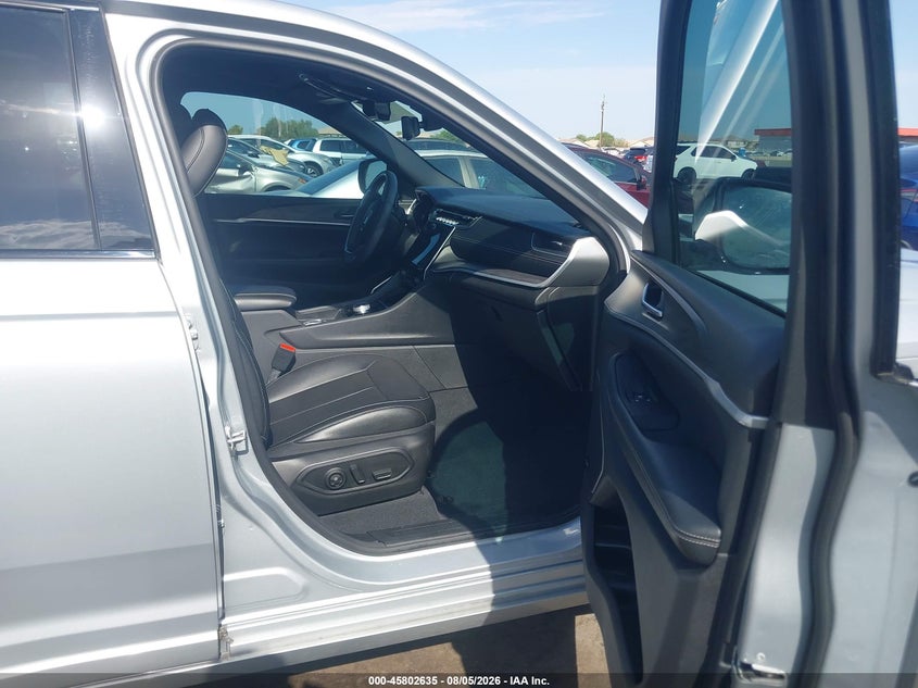 2024 JEEP GRAND CHEROKEE 4XE auction photo 5