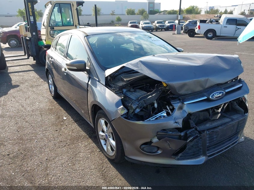 Vin: 1fadp3k20dl271373, lot: 46301472, ford focus se 2013 img_1