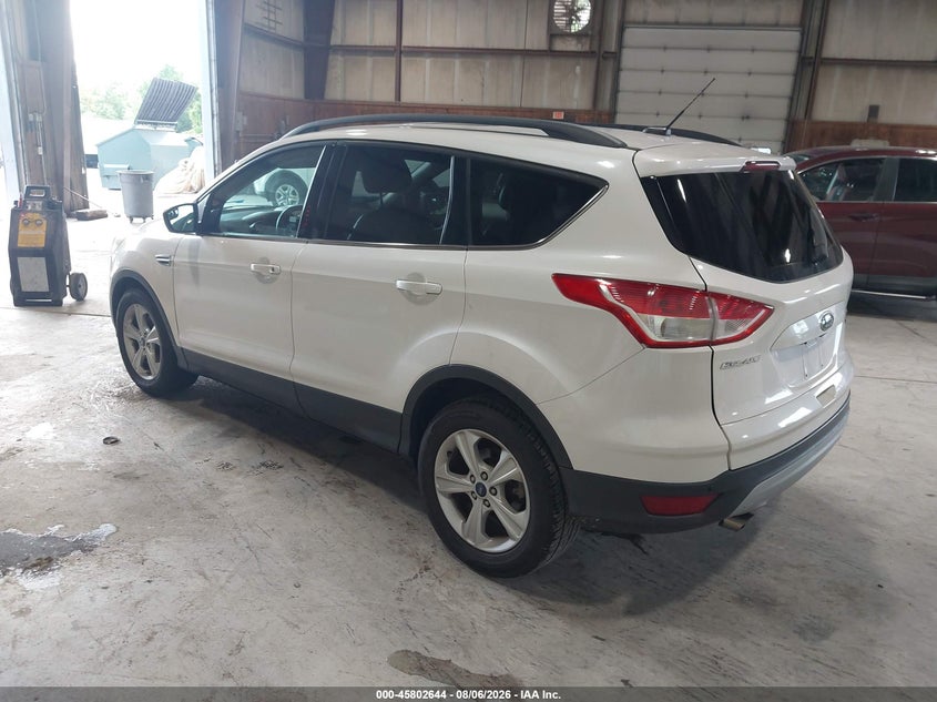 Vin: 1fmcu0gx3euc19437, lot: 46301475, ford escape se 20143