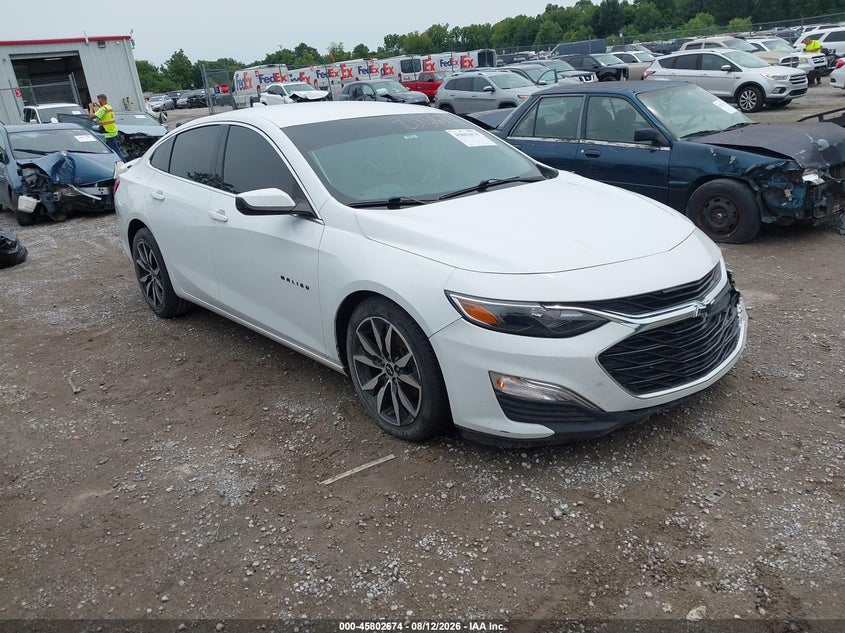 2022 Chevrolet Malibu FWD RS