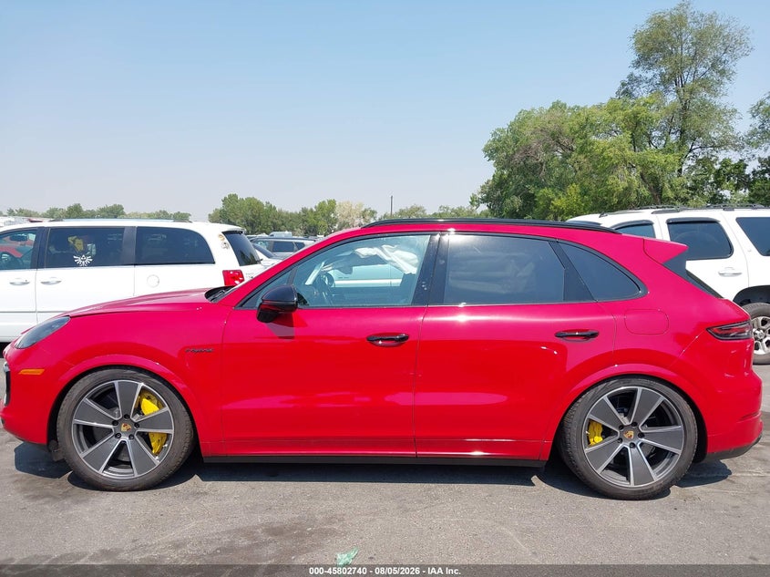 PORSCHE CAYENNE E-HYBRID - zdjęcie 14